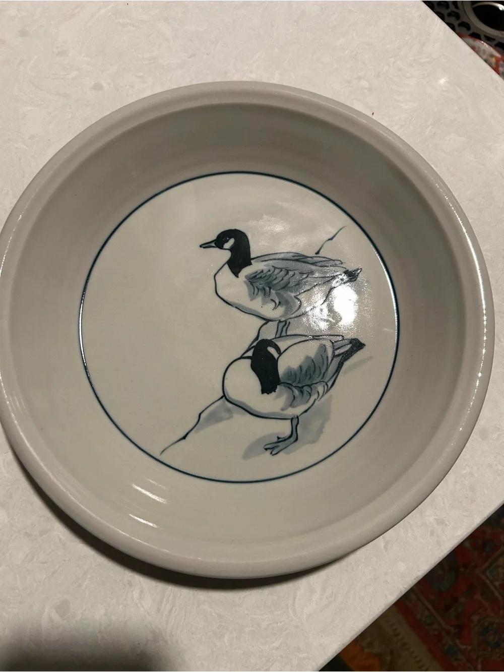Goose motif pie plate